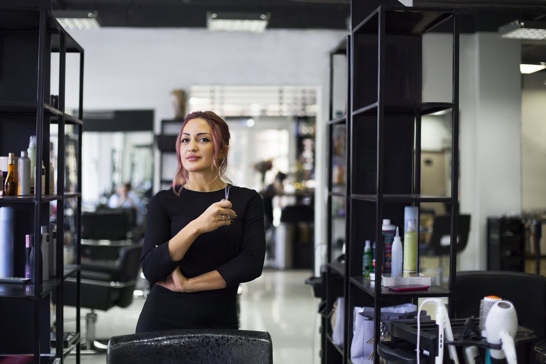 właścicielka salonu fryzjerskiego