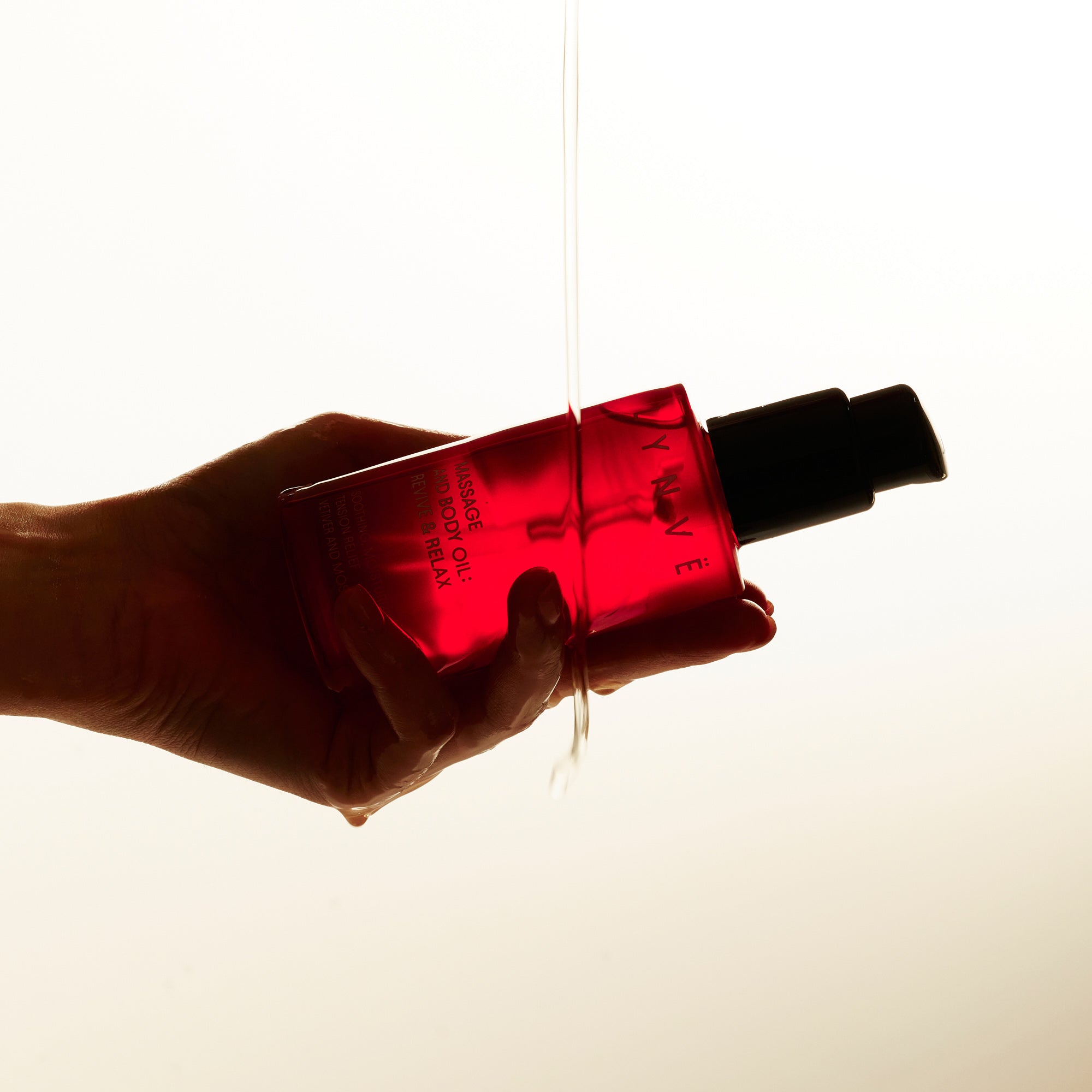 LYNVË REVIVE & RELAX Olio per massaggi e cure 100 ml