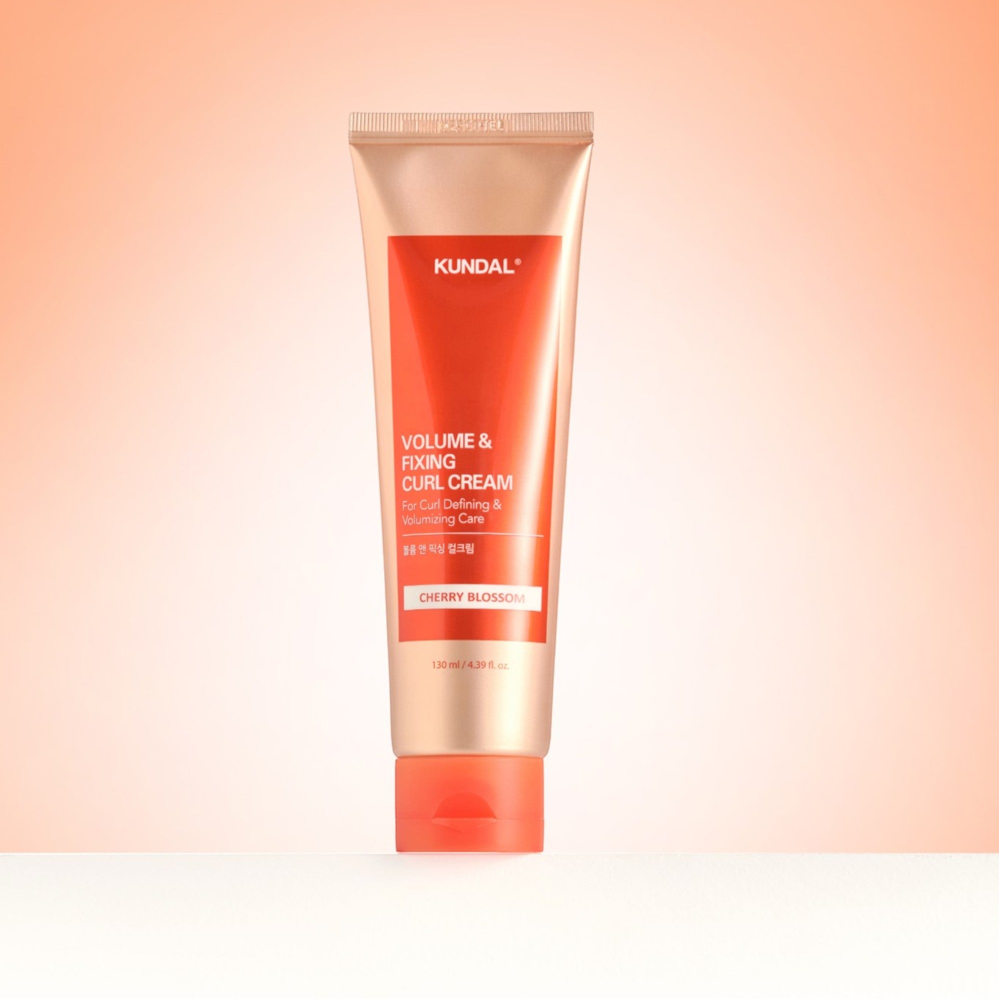 KUNDAL VOLUME & FIXING CURL CREAM Crema che aumenta il volume ed enfatizza i ricci Weddling Bouget 130 ml #2