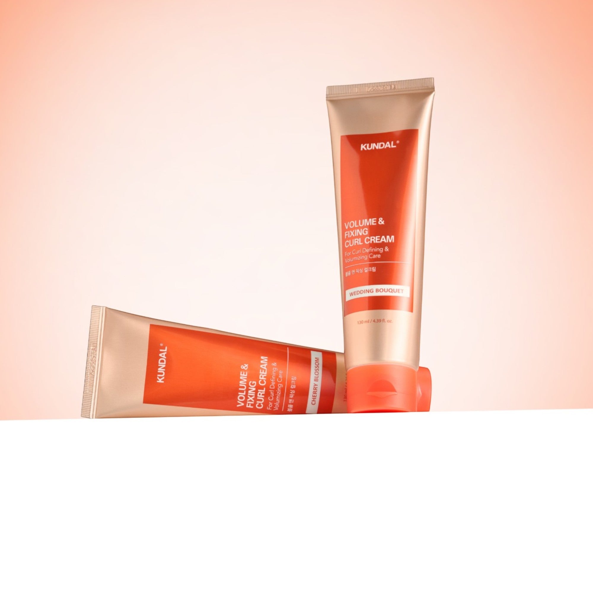KUNDAL VOLUME & FIXING CURL CREAM Crema che aumenta il volume ed enfatizza i ricci Weddling Bouget 130 ml #4
