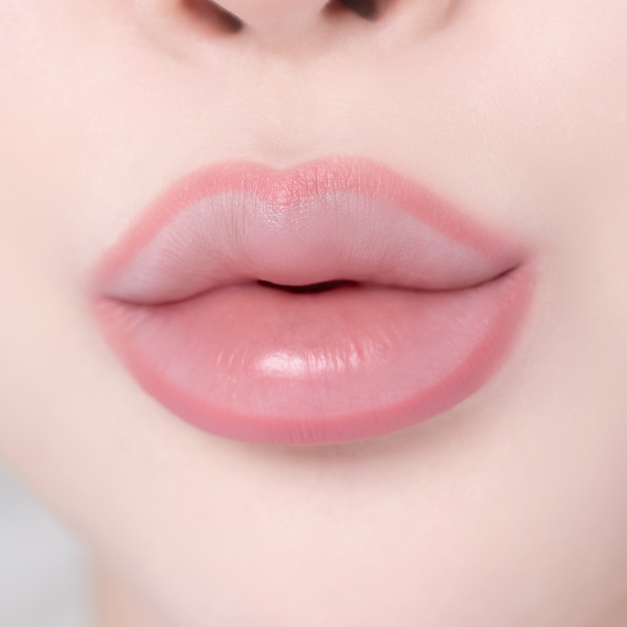 LAKA STAIN LIP LINER Matita labbra con effetto colore naturalmente fissato 0,7 g #4